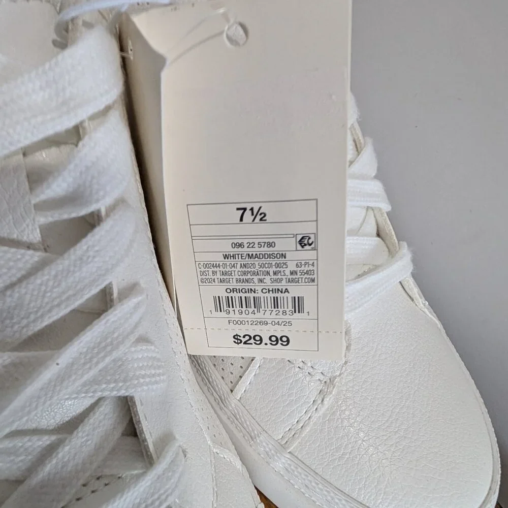NWT a new day white sneakers 7.5 - Picture 3 of 6